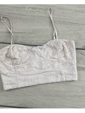 Frenchi Lace Bustier Crop Top in Pale Pink